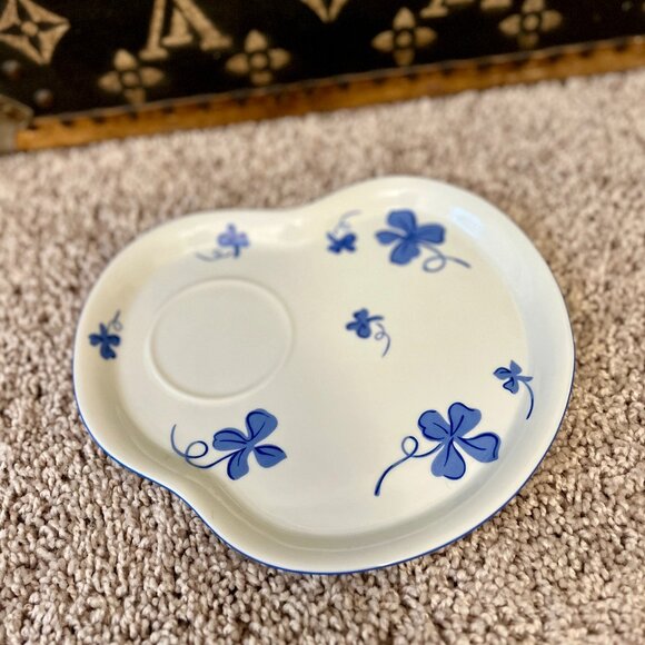 D. Porthault Trefles Blue Clover Limoges Porcelain Plate - Picture 2 of 3